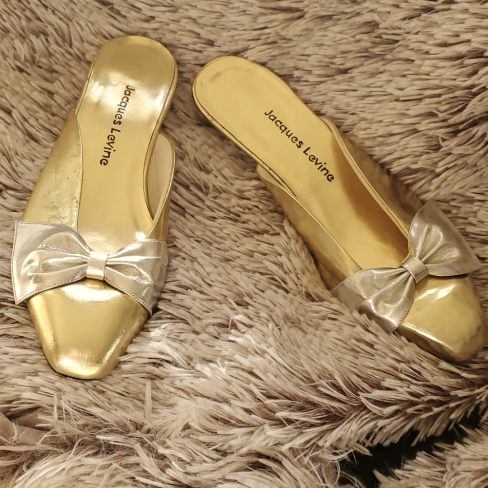 Vintage structured slipper NWOT